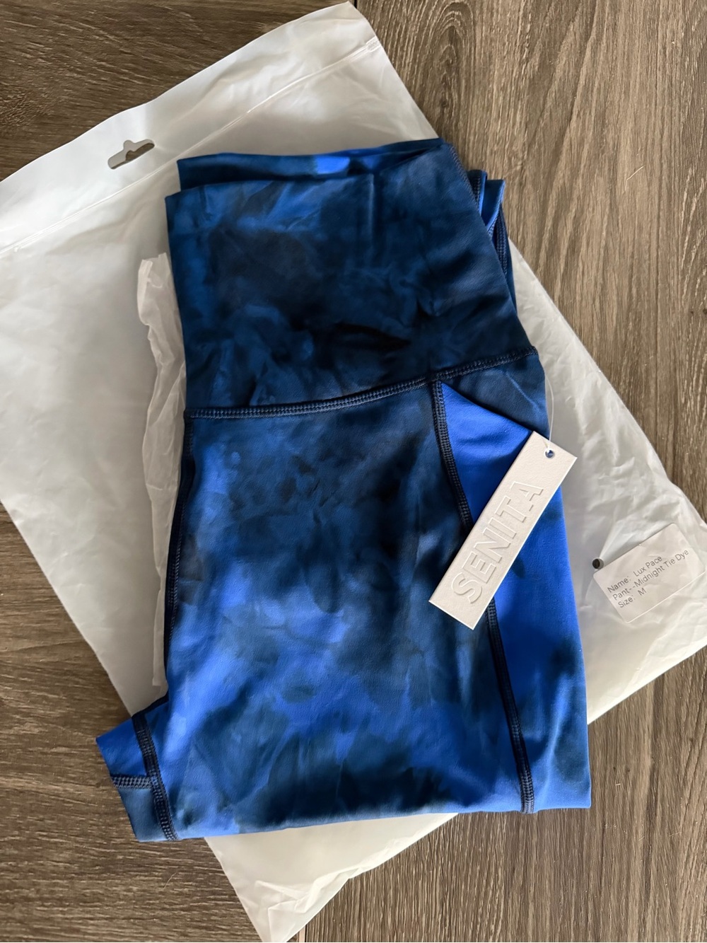 NWT Senita Blue Tie-Dye Active Leggings